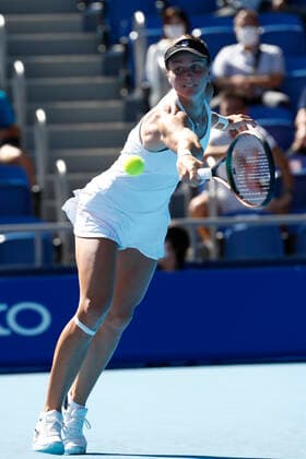September 25, 2022, Tokyo, Japan: Liudmila SAMSONOVA hits a return against Qinwen ZHENG (CHN) during their Singles Final match at the TORAY PAN PACIFIC OPEN TENNIS TOURNAMENT 2022 at Ariake Coliseum. The tournament is held from September 17 to 25. Tokyo Japan - ZUMAm191 20220925_zap_m191_010 Copyright: xRodrigoxReyesxMarinx