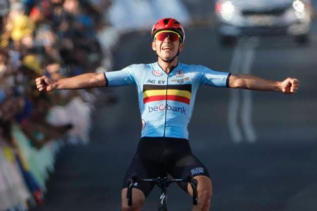 WOLLONGONG, AUSTRALIA - SEPTEMBER 25 : EVENEPOEL Remco (BEL) celebrates as he crosses the finish line to win the men elite road race at the 2022 UCI Road World Championships Wollongong on September 25, 2022 in Wollongong, Australia, 25 09 2022 ( 2022 UCI Road World Championships Wollongong PhotoNews Panoramic 