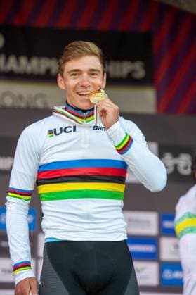 Remco EVENEPOEL gold medal UCI Road World Championships 2022 award ceremony Remco EVENEPOEL Belgium wins road race world champion, gold medal, rainbow jersey 25 September 2022 UCI Road World Championships 2022 Wollongong, Australia The 2022 UCI Road World Championships will be held from 18 September to 25 September 2022