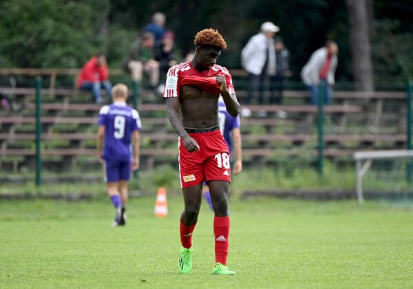 Football, U 17, Season 2022 23, B Junior Bundesliga, Staffel Nord Nordost 5 Matchday, Catch-up match , 1 FC Union Berlin FC Erzgebirge Aue, Eligius Hounsa U17, 1 FC Union , 24 09 2022, Copyright: xMatthiasxKochx
