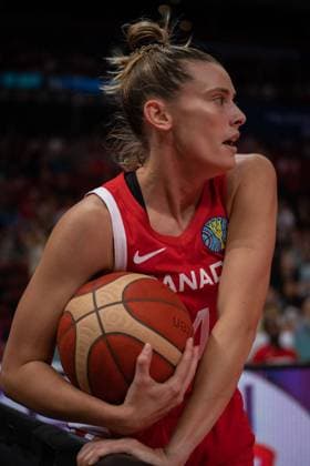 FIBA Womens World Cup 2022 - Japan v Canada Sami Hill (4 Canada) saves the ball during the FIBA Womens World Cup 2022 game between Japan and Canada at the Sydney Superdome in Sydney, Australia. Noe Llamas SPP Copyright: xNoexLlamas SPPx noe_llamas_sports_press_photo_172388