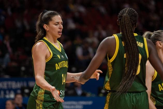 FIBA Womens World Cup 2022 - Canada v Australia Marianna Tolo (14 Australia) and Ezi Magbegor (13 Australia) high five during the FIBA Womens World Cup 2022 game between Canada and Australia at the Sydney Superdome in Sydney, Australia. Noe Llamas SPP Copyright: xNoexLlamas SPPx noe_llamas_sports_press_photo_172599