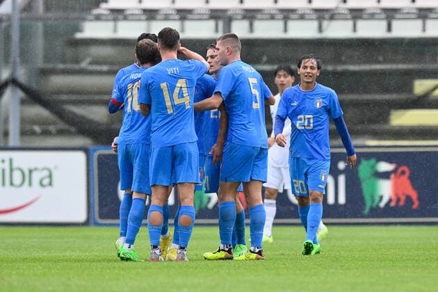 26th September 2022; Teofilo Tadini Stadium, Castel di Sangro, Italy; U21, U 21 Friendly football Match, Italy versus Japan; Italy s players jubilates after scoring the goal 1-0 in the 38th minute  ActionPlus12430547 AllShotLive