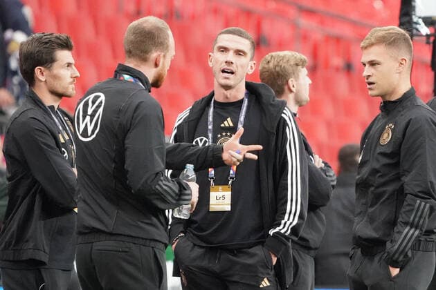 German team on the pitch, Robin Gosens Germany Germany , Joshua Kimmich Germany Germany ,Jonas Hofmann Germany Germany London 26 09 2022 England vs Germany, UEFA Nations League, Matchday 6, Wembley Stadium