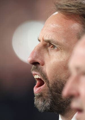 England gegen Deutschland 26. September 2022, London UEFA Nations League Liga A Gruppe 3 England gegen Deutschland Gareth Southgate, Trainer von England, singt die Nationalhymne Foto Charlotte Wilson Offside London UK  Copyright: xCharlottexWilsonx xOffsidexOffside
