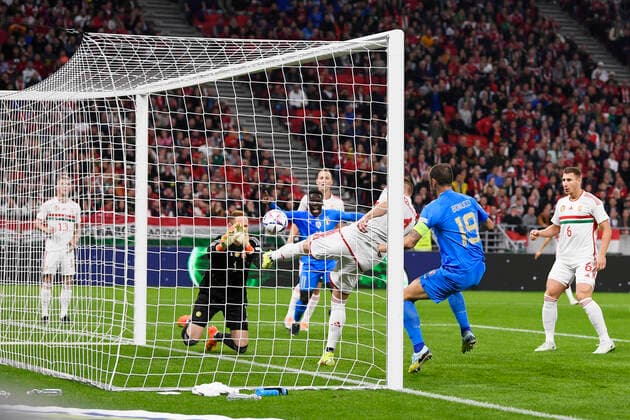 Foto Fabio Ferrari LaPresse 26 Settembre 2022 - Budapest, Ungheria - calcio - Ungheria vs Italia - Uefa Nations League - Gruppo C Giornata 6 6 - Stadio Puskas Arena Park.Nella foto: occasione gol italia September 26, 2022 Budapest, Hungary - sport soccer- Uefa Nations League - Group C 6 6 - Stadium Puskas Arena Park.-Park.In the pic: goal occasion italy  Copyright: xFabioxFerrari LaPressex