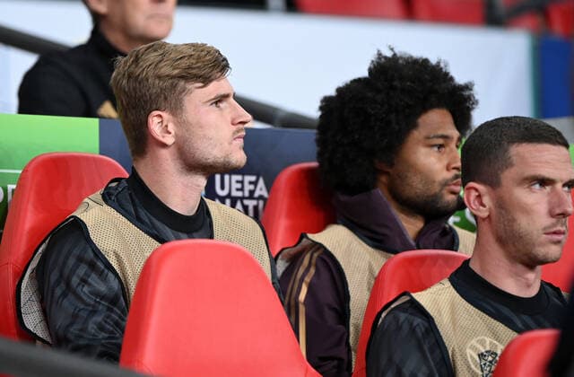 Football, Men, 2022 23 season, Nations League League A, Group 3, Matchday 6 in London, England Germany, v l Timo Werner Germany , Serge Gnabry Germany , Robin Gosens Germany on the bench, 26 09 2022, Copyright: xMatthiasxKochx