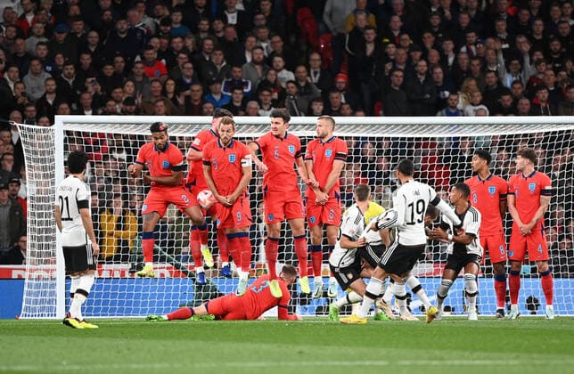 Football, Men, Season 2022 23, Nations League League A, Group 3, Matchday 6 in London, England Germany, v l Ilkay Gündogan Germany , Reece James England , Declan Rice England , Harry Kane England , Luke Shaw prone, England , Harry Maguire England , Eric Dier England , Nico Schlotterbeck Germany , Leroy Sane Germany , Thilo Kehrer Germany , Jude Bellingham England , John Stones England , 26 09 2022, Copyright: xMatthiasxKochx