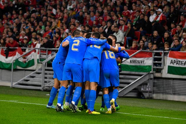 Foto Fabio Ferrari LaPresse 26 Settembre 2022 - Budapest, Ungheria - calcio - Ungheria vs Italia - Uefa Nations League - Gruppo C Giornata 6 6 - Stadio Puskas Arena Park.Nella foto: Giacomo Raspadori (Italy)esulta dopo la rete gol 0-1 September 26, 2022 Budapest, Hungary - sport soccer- Uefa Nations League - Group C 6 6 - Stadium Puskas Arena Park.-Park.In the pic:Giacomo Raspadori (Italy)celebrates after gol 0-1  Copyright: xFabioxFerrari LaPressex