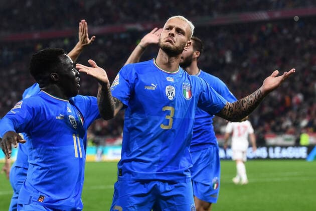 Sport Bilder des Tages Mg Budapest (Ungheria) 26 09 2022 - Nations League Ungheria-italia foto Matteo Gribaudi Image nella foto: esultanza gol Federico Dimarco 