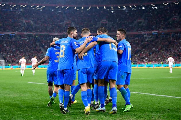 Foto Fabio Ferrari LaPresse 26 Settembre 2022 - Budapest, Ungheria - calcio - Ungheria vs Italia - Uefa Nations League - Gruppo C Giornata 6 6 - Stadio Puskas Arena Park.Nella foto: Federico Dimarco (Italy)esulta dopo rete 0-2 September 26, 2022 Budapest, Hungary - sport soccer- Uefa Nations League - Group C 6 6 - Stadium Puskas Arena Park.-Park.In the pic:Federico Dimarco (Italy)celebrates after gol0-2  Copyright: xFabioxFerrari LaPressex