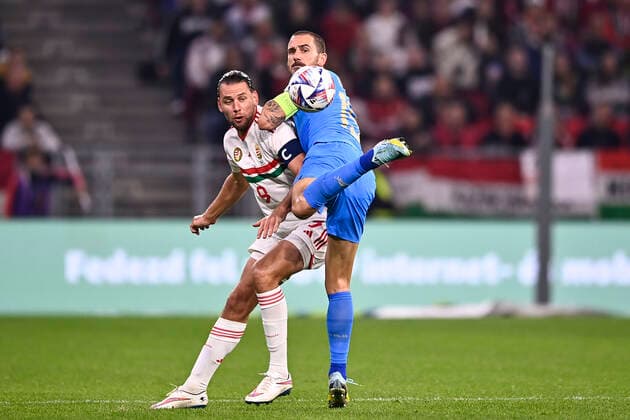 Foto Fabio Ferrari LaPresse 26 Settembre 2022 - Budapest, Ungheria - calcio - Ungheria vs Italia - Uefa Nations League - Gruppo C Giornata 6 6 - Stadio Puskas Arena Park.Nella foto: Leonardo Bonucci (Italy)Adam Szalai (Hungary) September 26, 2022 Budapest, Hungary - sport soccer- Uefa Nations League - Group C 6 6 - Stadium Puskas Arena Park.-Park.In the pic:Leonardo Bonucci (Italy)Adam Szalai (Hungary)  Copyright: xFabioxFerrari LaPressex