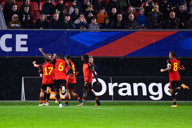 Joie des joueurs de Belgique apres le but de Yari Verschaeren ( 11 - Belgique ) - FOOTBALL : France vs Belgique - Valenciennes - Amical Espoirs - 26 09 2022 FedericoPestellini Panoramic 