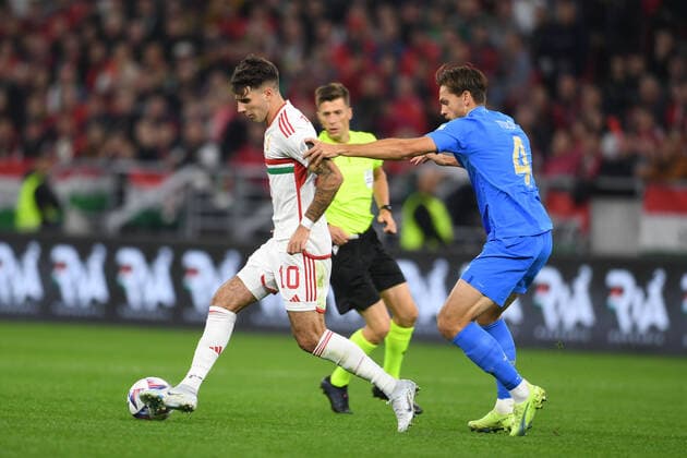Dominik Szoboszlai (Hungary)Rafael Toloi (Italy) during the UEFA Nations League 2022-2023 match between Hungary 0-2 Italy at Puskas Arena on September 26, 2022 in Budapest, Hungary. Noxthirdxpartyxsales  (199648520)