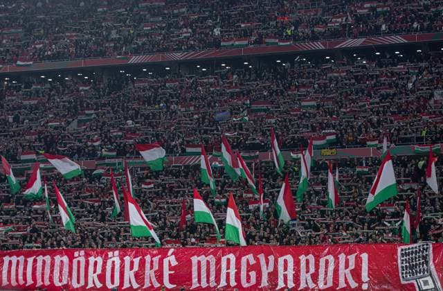 Hungary v Italy - UEFA Nations League - League Path Group 3 Hungarian fans and tricolor flags during the National anthem before the UEFA Nations League A3 match at Puskas ArÃ na on Sept 26, 2022 in Budapest, Hungary. Budapest Hungary  Copyright: xRobertxSzaniszlox originalFilename:szaniszlo-notitle220926_npBA7.jpg