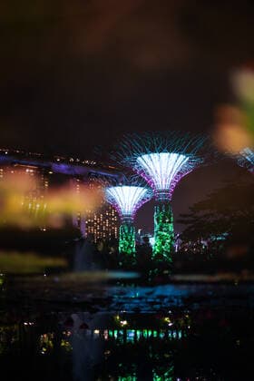illustration gardens by the bay, city during the Formula 1 Singapore Airlines Singapore Grand Prix 2022, 17th round of the 2022 FIA Formula One World Championship, WM, Weltmeisterschaft from September 30 to October 02, 2022 on the Marina Bay Street Circuit, in Singapore - F1 - SINGAPORE GRAND PRIX 2022 DPPI Panoramic  00122039_AV6_1541