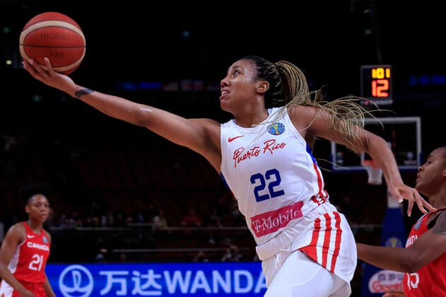 BASKETBALL PUERTO RICO CANADA, Arella Guirantes of Puerto Rico drives to the basket during the 2022 FIBA Women s Basketball World Cup Quarter Final match between Puerto Rico and Canada at Qudos Bank Arena in Sydney, Thursday, September 29, 2022. ( NO ARCHIVING, EDITORIAL USE ONLY, NO USE IN BOOKS WITHOUT CONSENT SYDNEY NEW SOUTH WALES AUSTRALIA  Copyright: xMARKxEVANSx 20220929001709050305