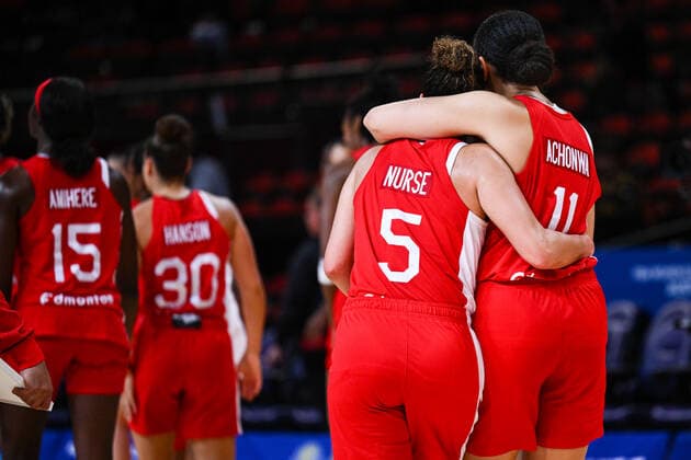 BASKETBALL PUERTO RICO CANADA, Kia Nurse of Canada and Natalie Achonwa of Canada embrace after the 2022 FIBA Women s Basketball World Cup Quarter Final match between Puerto Rico and Canada at Qudos Bank Arena in Sydney, Thursday, September 29, 2022. ( NO ARCHIVING, EDITORIAL USE ONLY, NO USE IN BOOKS WITHOUT CONSENT  Copyright: xJAMESxGOURLEYx 20220929001709064702