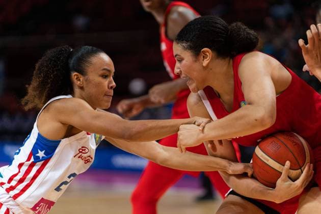 FIBA Womens World Cup 2022 - Puerto Rico v Canada Trinity San Antonio (23 Puerto Rico) and Natalie Achonwa (11 Canada) fight for the ball during the FIBA Womens World Cup 2022 quarter-final game between Puerto Rico and Canada at the Sydney Superdome in Sydney, Australia. Noe Llamas SPP Copyright: xNoexLlamas SPPx noe_llamas_sports_press_photo_172994