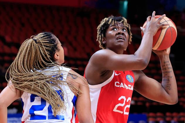 BASKETBALL PUERTO RICO CANADA, Phillipina Kyei of Canada looks to shoot guarderd by Arella Guirantes of Puerto Rico during the 2022 FIBA Women s Basketball World Cup Quarter Final match between Puerto Rico and Canada at Qudos Bank Arena in Sydney, Thursday, September 29, 2022. ( NO ARCHIVING, EDITORIAL USE ONLY, NO USE IN BOOKS WITHOUT CONSENT SYDNEY NEW SOUTH WALES AUSTRALIA  Copyright: xMARKxEVANSx 20220929001709074835