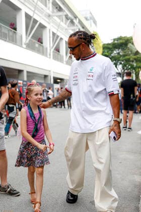 44 Lewis Hamilton GBR, Mercedes AMG Petronas F1 Team , F1 Grand Prix of Singapore at Marina Bay Street Circuit on September 29, 2022 in Singapore, Singapore Photo by HOCH ZWEI Singapore Singapore