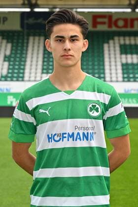 29 09 2022 SpVgg Greuther Fürth Kleeblatt Spielvereinigung 1 Football Bundesliga season 2022 2023 photo appointment portrait appointment single photo portrait portrait head shot Lucien Littbarski 17, SpVgg Greuther Fürth