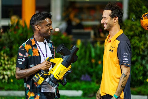 RICCIARDO Daniel (aus), McLaren F1 Team MCL36, portrait during the Formula 1 Singapore Airlines Singapore Grand Prix 2022, 17th round of the 2022 FIA Formula One World Championship, WM, Weltmeisterschaft from September 30 to October 02, 2022 on the Marina Bay Street Circuit, in Singapore - F1 - SINGAPORE GRAND PRIX 2022 DPPI Panoramic  20220929_G00D0601
