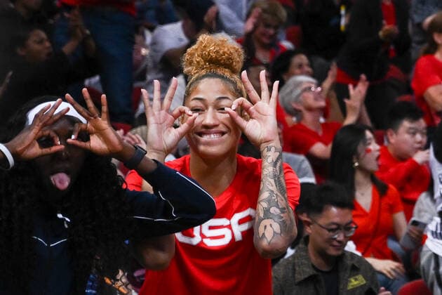 BASKETBALL CANADA USA, Shakira Austin of the USA celebrates during the 2022 FIBA Women s Basketball World Cup Semi Final 1 match between Canada and the USA at Qudos Bank Arena in Sydney, Friday, September 30, 2022. ( NO ARCHIVING, EDITORIAL USE ONLY, NO USE IN BOOKS WITHOUT CONSENT  Copyright: xJAMESxGOURLEYx 20220930001709573242