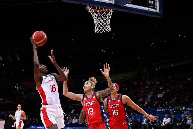 BASKETBALL CANADA USA, Mael Gilles of Canada shoots during the 2022 FIBA Women s Basketball World Cup Semi Final 1 match between Canada and the USA at Qudos Bank Arena in Sydney, Friday, September 30, 2022. ( NO ARCHIVING, EDITORIAL USE ONLY, NO USE IN BOOKS WITHOUT CONSENT  Copyright: xJAMESxGOURLEYx 20220930001709573844
