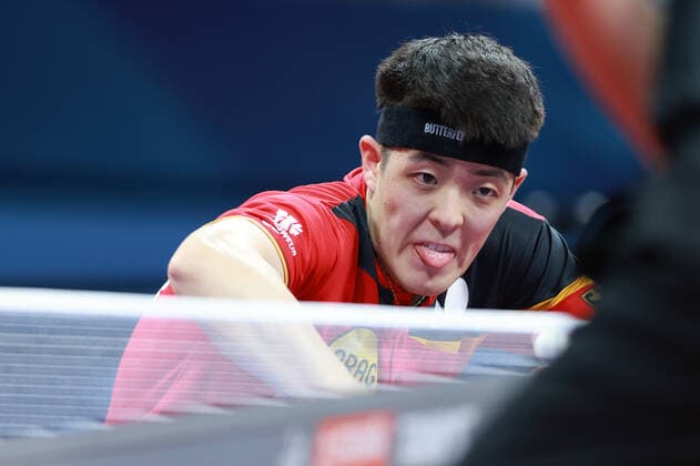 Sport Themen der Woche KW39 (220930) -- CHENGDU, Sept. 30, 2022 -- Dang Qiu of Germany hits a return against Denis Zholudev of Kazakhstan during the men s teams group 2 math between team Germany and team Kazakhstan at the 2022 ITTF World Team Table tennis, Tischtennis Championships Finals in Chengdu, southwest China s Sichuan Province, Sept. 30, 2022. ) (SP)CHINA-CHENGDU-TABLE TENNIS-ITTF WORLD TEAM CHAMPIONSHIPS FINALS-MEN S TEAMS-GROUP 2-GER VS KAZ LiuxXu 