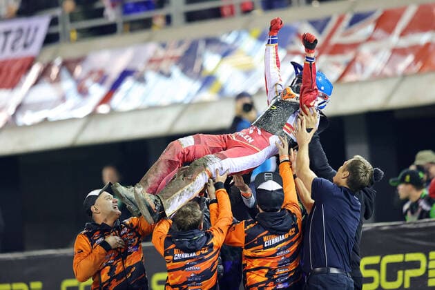 Bilder des Jahres 2022, Sport 09 September Sport Themen der Woche KW39 Sport Bilder des Tages 30.09.2022 TORUN (POLAND), ZUZEL, INDYWIDUALNE MISTRZOSTWA SWIATA JUNIOROW - RUNDA 3 (FIM SPEEDWAY GRAND PRIX 2; World Championship, WM, Weltmeisterschaft 2022 - SGP2 ROUND 3) NZ MATEUSZ CIERNIAK - RADOSC MISTRZOSTWO SWIATA U21, U 21 FOTO PAWEL WILCZYNSKI CYFRASPORT NEWSPIX.PL --- Newspix.pl  20220930CSPW5125
