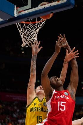 FIBA Womens World Cup 2022 - Australia v Canada Laeticia Amihere (15 Canada) is fouled by Cayla George (15 Australia) during the FIBA Womens World Cup 2022 bronze medal game between Australia and Canada at the Sydney Superdome in Sydney, Australia. Noe Llamas SPP Copyright: xNoexLlamas SPPx noe_llamas_sports_press_photo_173253