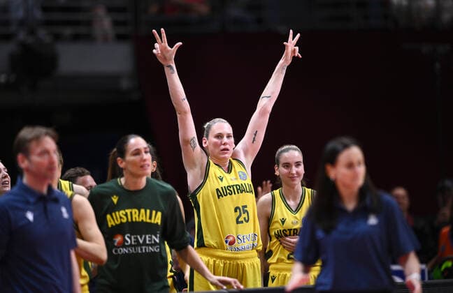 BASKETBALL WOMENS WORLD CUP 3RD, Lauren Jackson (centre) of Australia reacts during the 2022 FIBA Women s Basketball World Cup 3rd Place match between Australia and Canada at Qudos Bank Arena in Sydney, Saturday, October 1, 2022. ( NO ARCHIVING, EDITORIAL USE ONLY, NO USE IN BOOKS WITHOUT CONSENT SYDNEY NEW SOUTH WALES AUSTRALIA  Copyright: xJAMESxGOURLEYx 20221001001709923764
