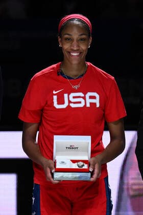 BASKETBALL WOMENS WORLD CUP FINAL, A Ja Wilson of the USA named the MVP of the tournament after the 2022 FIBA Women s Basketball World Cup Final match between China and USA at Qudos Bank Arena in Sydney, Saturday, October 1, 2022. ( NO ARCHIVING, EDITORIAL USE ONLY, NO USE IN BOOKS WITHOUT CONSENT SYDNEY NEW SOUTH WALES AUSTRALIA  Copyright: xJAMESxGOURLEYx 20221001001709975889
