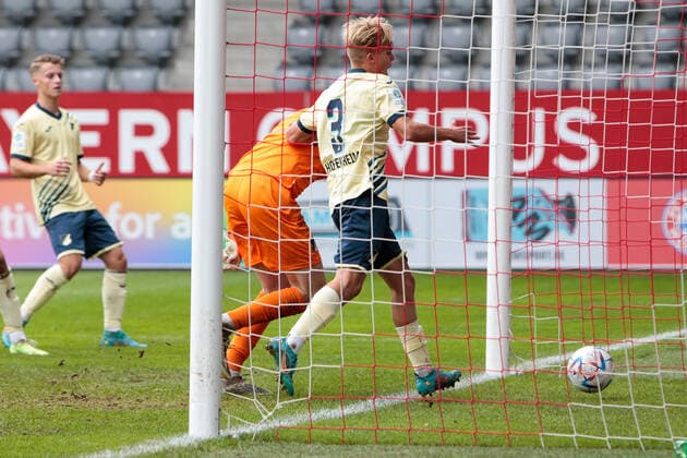A Junioren Bundesliga Sued Suedwest FC Bayern Muenchen U19 TSG Hoffenheim U19 01 10 2022 The BAll is after an own goal to 1 1 in the net Copyright: xBEAUTIFULxSPORTS Goldbergx