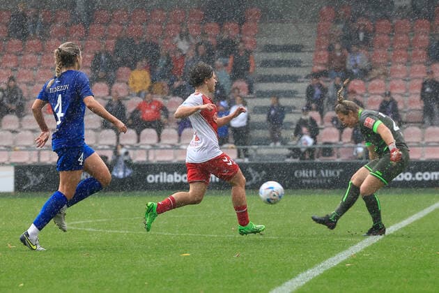 Flyeralarm Frauen Bundesliga 2022 2023, 1 FC Köln 1 FFC Turbine Potsdam Jil Frehse TP, 22 saves from Alicia Gudorf FC, 12 Köln Franz Kremer Stadion, grass pitch NRW Germany
