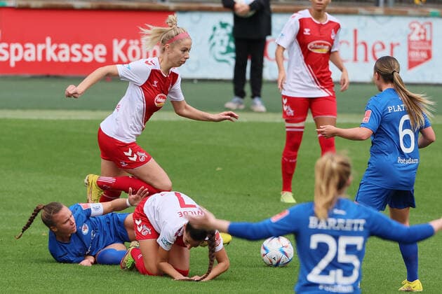 Sport 1 FC Cologne vs Turbine Potsdam, Football Women, 1 Bundesliga, left Sharon Beck 1 FC Cologne , Picture , 01 10 2022