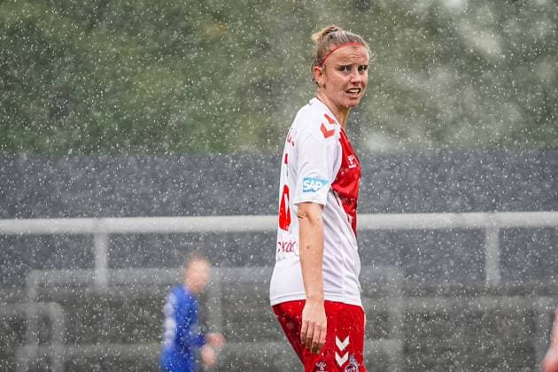 Cologne, Germany, October 1st 2022: Myrthe Moorrees (6 Koeln) during the FLYERALARM Frauen-Bundesliga match between 1. FC Koeln and Turbine Potsdam at Franz-Kremer-Stadium, Cologne. (Norina Toenges Sports Press Photo SPP) Copyright: xNorinaxToenges SportsxPressxPhotx spp-en-NoToPrPh-20221001-DSC02790