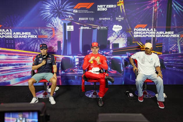 PEREZ Sergio (mex), Red Bull Racing RB18, LECLERC Charles (mco), Scuderia Ferrari F1-75, HAMILTON Lewis (gbr), Mercedes AMG F1 Team W13, portrait, press conference, PK, Pressekonferenz during the Formula 1 Singapore Airlines Singapore Grand Prix 2022, 17th round of the 2022 FIA Formula One World Championship, WM, Weltmeisterschaft from September 30 to October 02, 2022 on the Marina Bay Street Circuit, in Singapore - F1 - SINGAPORE GRAND PRIX 2022 DPPI Panoramic  G00D5988