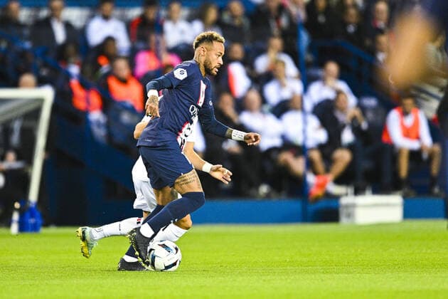 Neymar Jr (PSG) FOOTBALL : PSG vs Nice - Ligue1 Uber Eats - 01 10 2002 JBAutissier Panoramic 