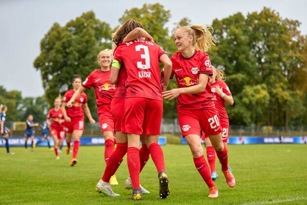 02 10 2022, GER, womens soccer, 2 BL, 2022 2023, RB Leipzig 1 FC Köln U20 team, RB Leipzig, goal celebration Markranstädt Stadion am Bad Saxony Germany