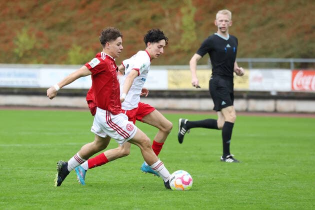 Kevin Engelmann D vo vs Younes El Ayouchi SI hi Sunday 02 10 2022, B Junior Bundesliga West season 22 23 7 matchday in Siegen, Sportfreunde Siegen Fortuna Duesseldorf Düsseldorf
