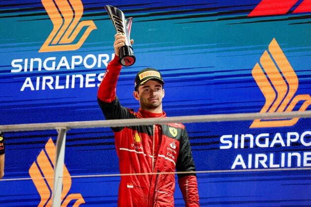 LECLERC Charles (mco), Scuderia Ferrari F1-75, portrait, podium during the Formula 1 Singapore Airlines Singapore Grand Prix 2022, 17th round of the 2022 FIA Formula One World Championship, WM, Weltmeisterschaft from September 30 to October 02, 2022 on the Marina Bay Street Circuit, in Singapore - F1 - SINGAPORE GRAND PRIX 2022 - RACE DPPI Panoramic  GOOD4826