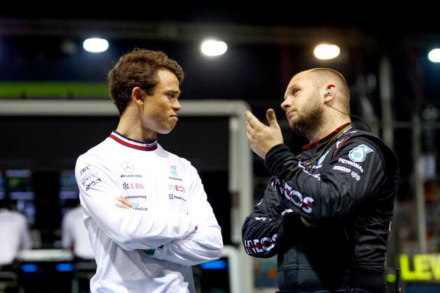 Nyck de Vries NLD, Mercedes AMG Petronas F1 Team , F1 Grand Prix of Singapore at Marina Bay Street Circuit on October 2, 2022 in Singapore, Singapore Photo by HOCH ZWEI Singapore Singapore