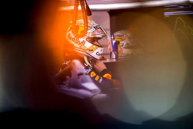 1 Max Verstappen NLD, Oracle Red Bull Racing , F1 Grand Prix of Singapore at Marina Bay Street Circuit on October 2, 2022 in Singapore, Singapore Photo by HOCH ZWEI Singapore Singapore