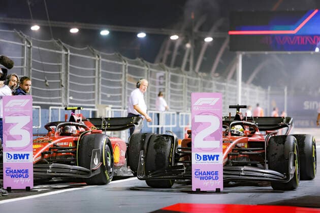 55 Carlos Sainz ESP, Scuderia Ferrari , 16 Charles Leclerc MCO, Scuderia Ferrari , F1 Grand Prix of Singapore at Marina Bay Street Circuit on October 2, 2022 in Singapore, Singapore Photo by HOCH ZWEI Singapore Singapore