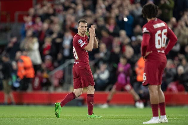 October 4, 2022, Liverpool, Merseyside, United Kingdom: Diogo Jota 20 of Liverpool claps his hands and applauds the supporters as he is subbed off during the UEFA Champions League match Liverpool vs Rangers at Anfield, Liverpool, United Kingdom, 4th October 2022. Liverpool United Kingdom - ZUMAn307 20221004_zsa_n307_377 Copyright: xJamesxHeaton NewsxImagesx
