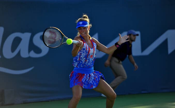 Jasmin Open Tennis Tournament 2022 In Tunisia Magdalena Frech of Poland in action against Yasmine Mansouri of French in the Women s Singles of round 32 match at Monastir Stadium during the Jasmin Open Tennis tournament 2022 in Tunisia on October 04,2022. Monastir Tunisia  Copyright: xYassinexMahjoubx originalFilename:mahjoub-notitle221004_npqBe.jpg
