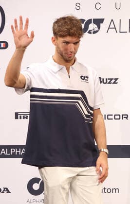 October 5, 2022, Tokyo, Japan - Scuderia Alpha Tauri Formula-1 driver Pierre Gasly of France poses for photo at a press conference, PK, Pressekonferenz in Tokyo on Wednesday, October 5, 2022. Formula-1 Japan Grand Prix will be held at the Suzuka circuit on October 9. Noxthirdxpartyxsales  (200427184)