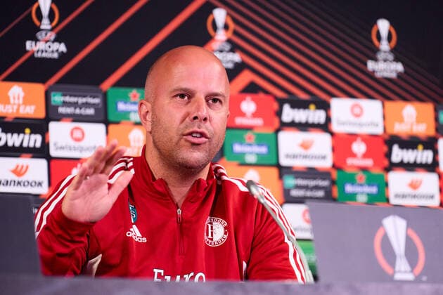 UEFA Europa League press conference, PK, Pressekonferenz and training of Feyenoord Herning - Feyenoord coach Arne Slot during the press conference and training of Feyenoord at MCH Arena on 5 October 2022 in Herning, Denmark. Copyright: xTomxBodex
